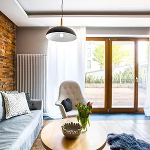 https://homewell-apartments-maraton-gardens.poznan-hotels.com